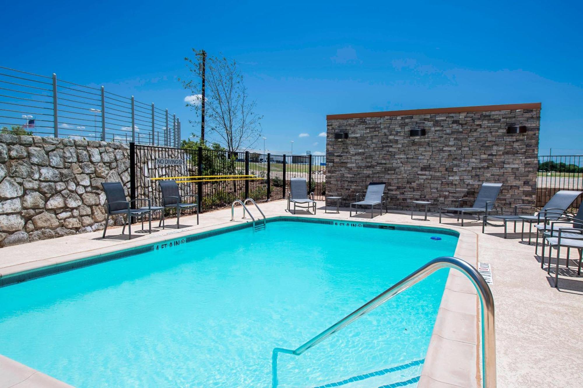 Fairfield Inn&Suites by Marriott Dallas Waxahachie Exterior foto